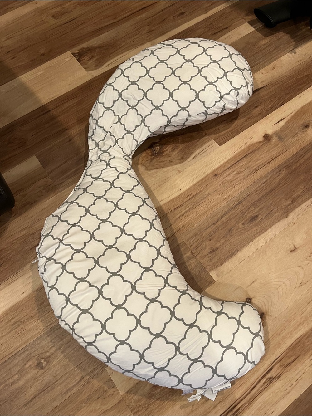 Boppy Gray & White Patterned Slipcovered Total Body Pillow - Picture 2 of 2